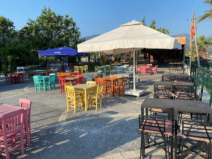 Venüs Beach Cafe & Bar