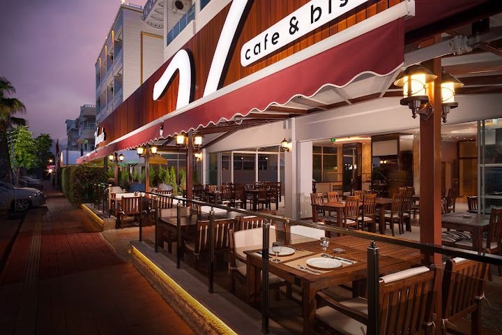 Veranda Cafe And Bistro