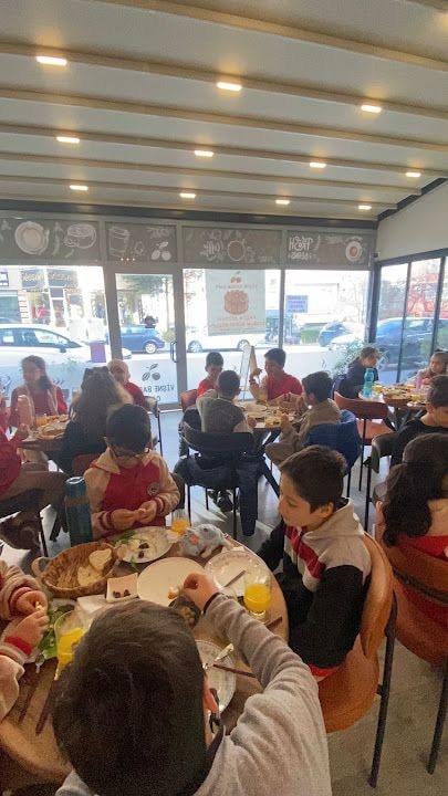 Vişne Badem Cafe