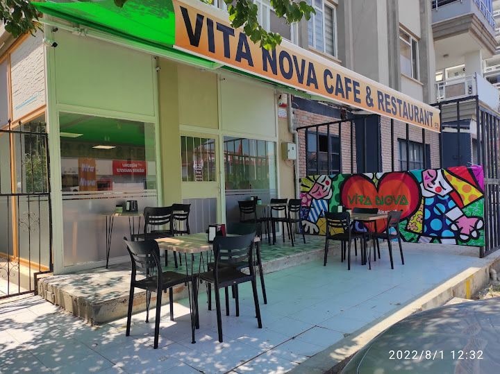 Vita Nova Cafe Restaurant