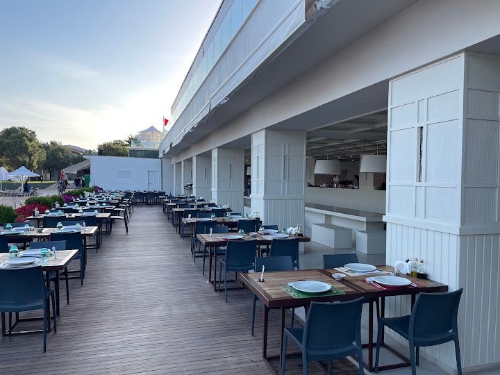 Voyage Vista Restaurant