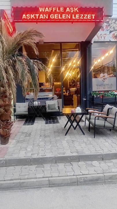Waffle Aşk Kafe