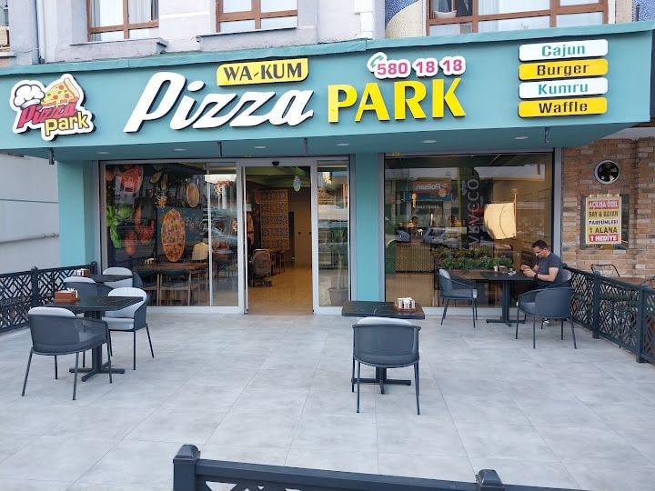 Wakum & Pizzapark