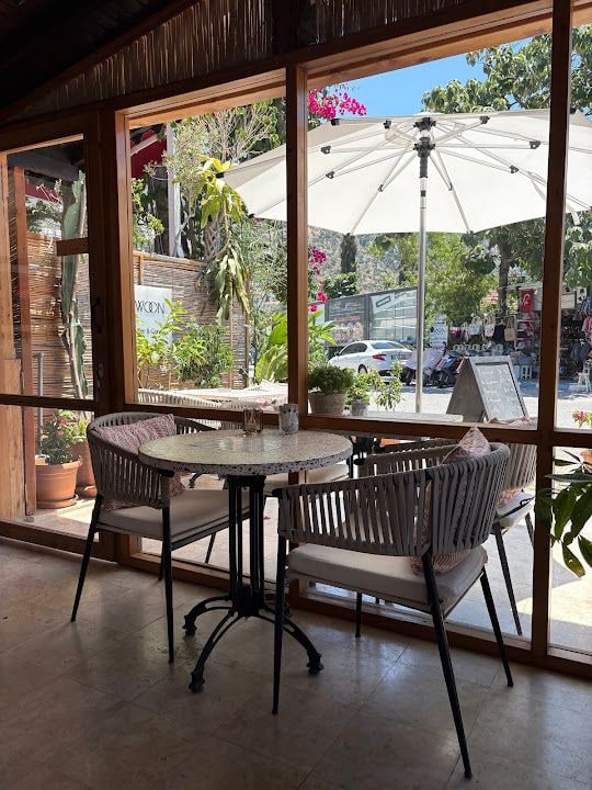 Woon Coffee & Concept