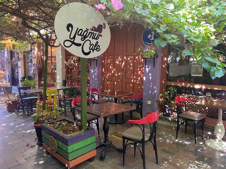 Yağmur Cafe