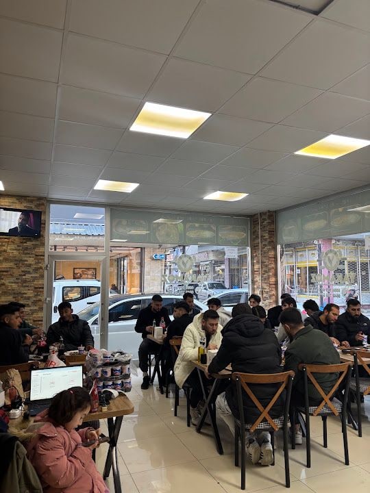 Yakamoz Pide & Pizza & Lahmacun Salonu
