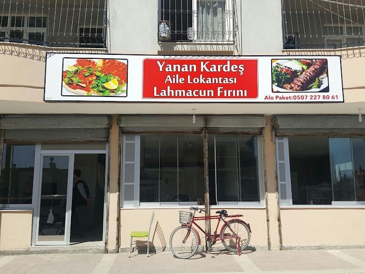 Yanan Kardeş