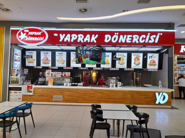 Yaprak Dönercisi Acity Avm