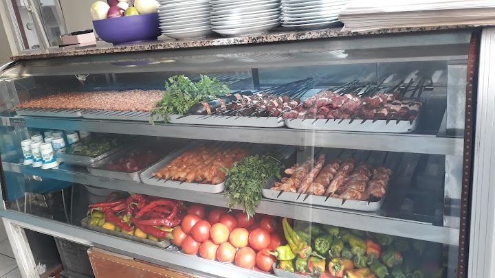 Yeni mahalle E90 karayolu üzerinde 27 şanlı kebap lahmacun ve pide salonu