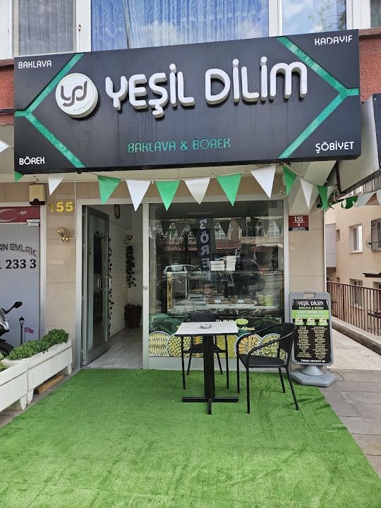 Yeşil Dilim Baklava Börek Td
