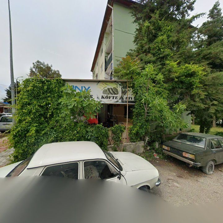 Yeşiller Köfte Salonu