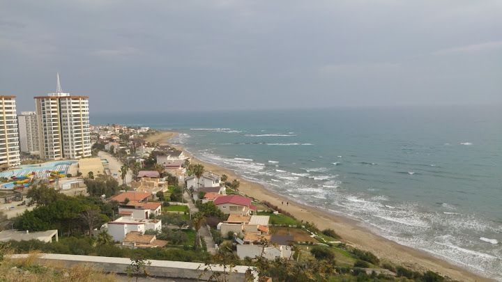 Yumurtalık Deniz Feneri