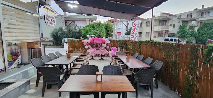 Yuvam Cafe Fast Food