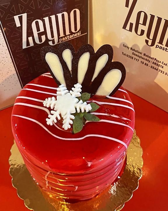 Zeyno Pastanesi