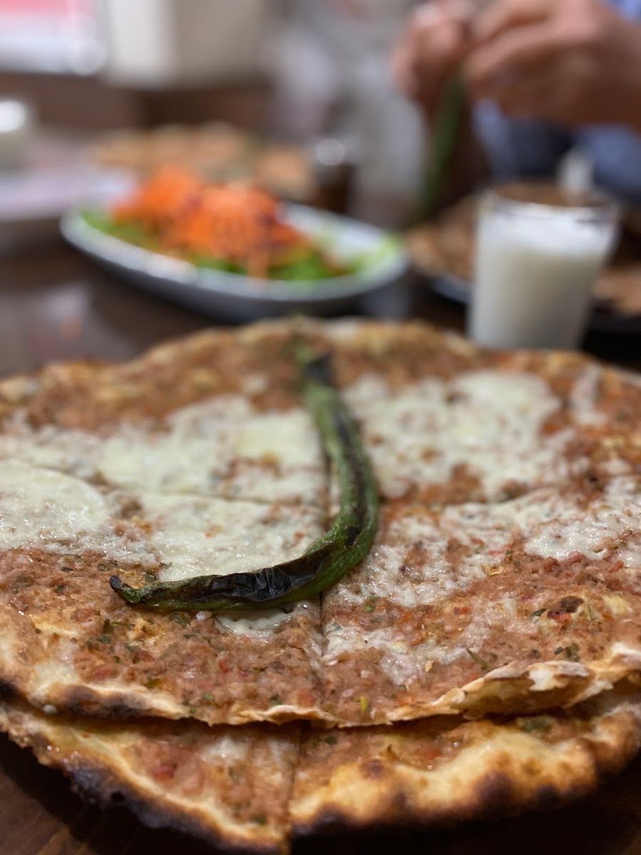 Zirve Pide ve Lahmacun Salonu