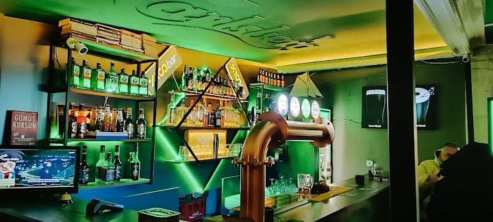 Zula Golden Pub