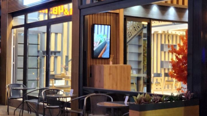 Zuta cafe