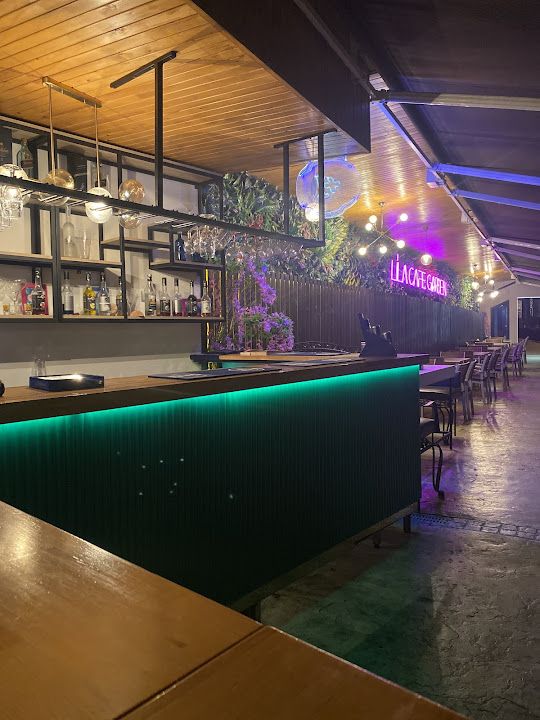 Lila Cafe Bistro