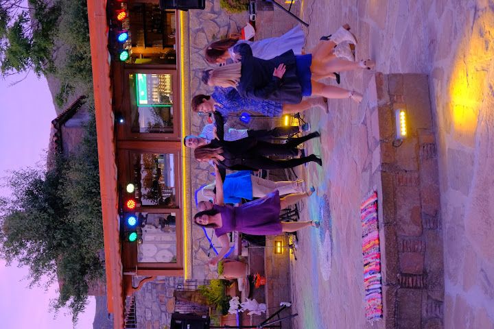 Areto Restaurant Cafe & Bar