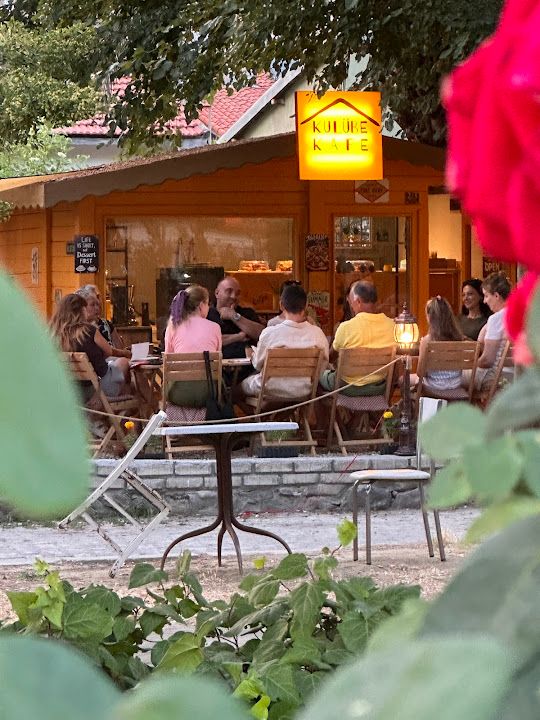 Kulübe Kafe