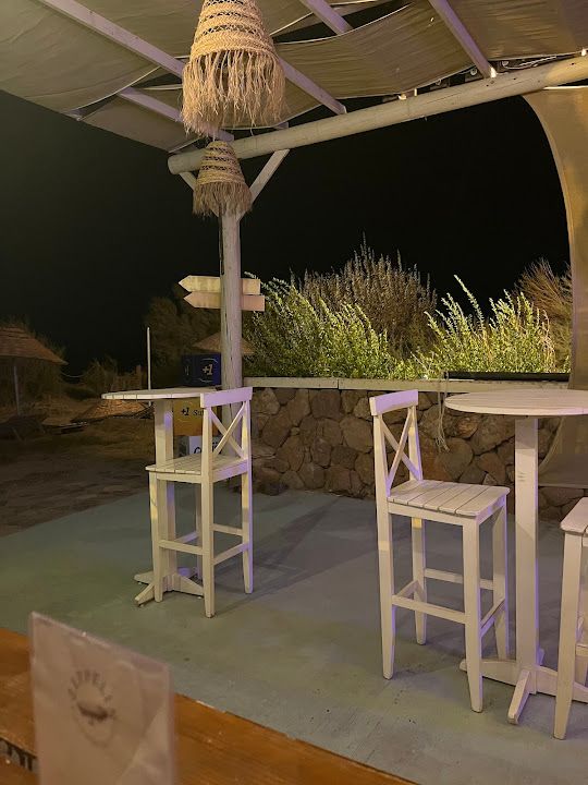 Zeppelin Gastro & Beach Pub