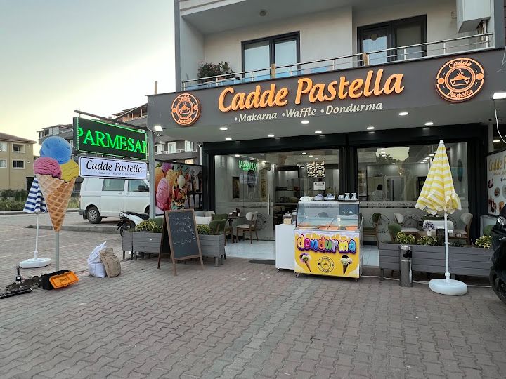 Cadde Pastella