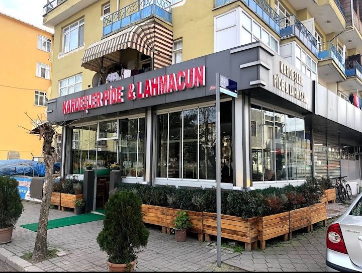 Kardeşler Kavaklı Pide Kebap Salonu