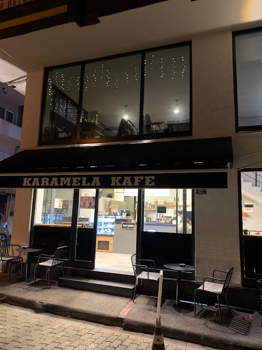 Karamela Cafe