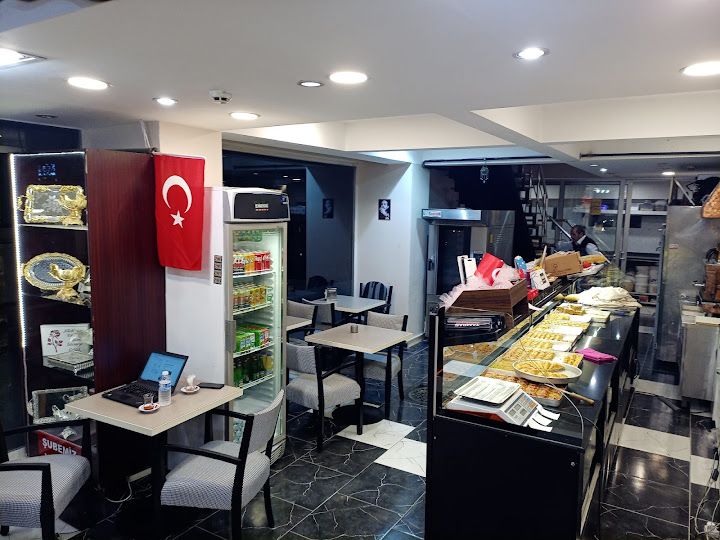 Beş Minare Pastanesı