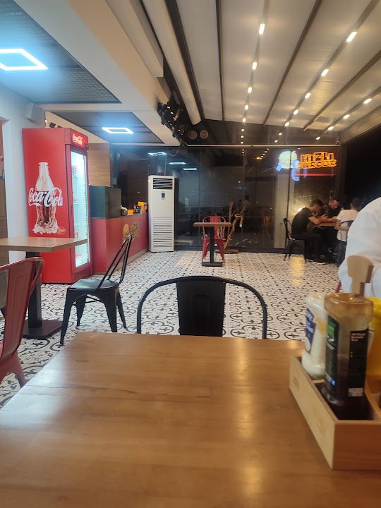 Hızlı Burger - İzmir Güzelbahçe