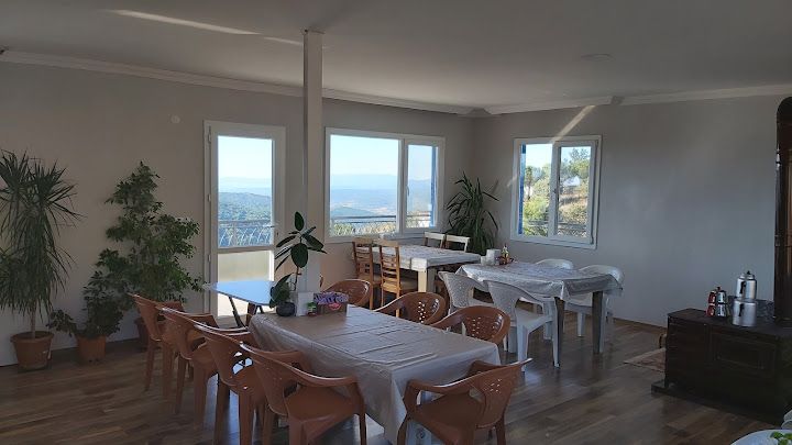 Kuşpınarı Gözleme Ve Kahvaltı Salonu
