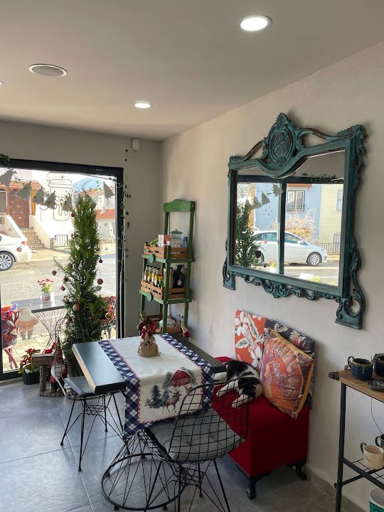 Lidia Cafe Güzelbahçe