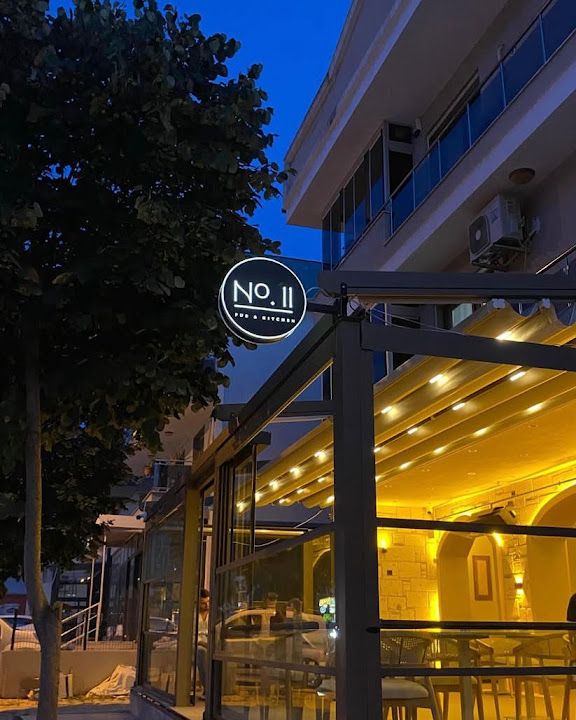 No.11 Pub & Kitchen