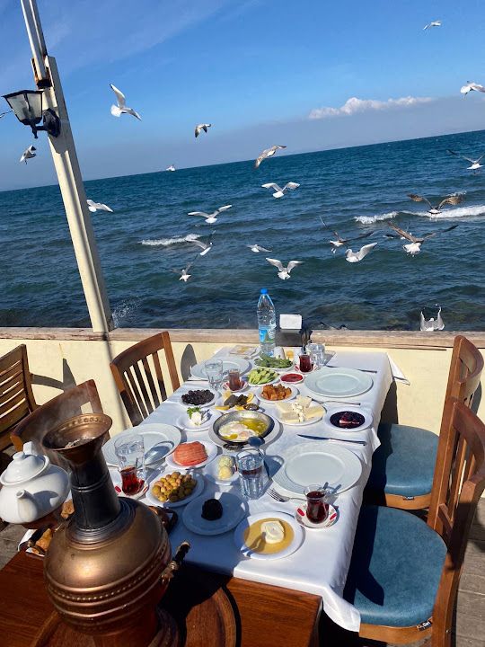Yunus Emre Sofrası | Kahvaltı, Alkolsüz Et Ve Balık Restaurant