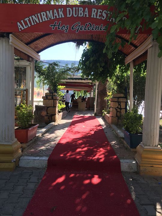 Halfeti Altınırmak Et Ve Balık Lokantası Ve Tekne Turu