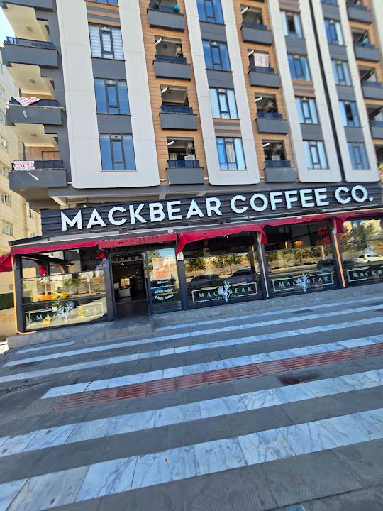 Mackbear Coffee Co. Kanalboyu