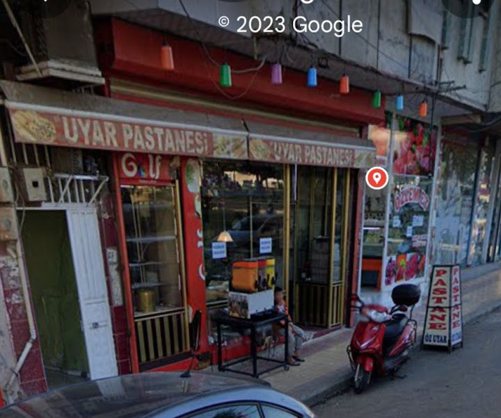 Öz Uyar Pastanesi Künefe Dondurma Baklava Katmer