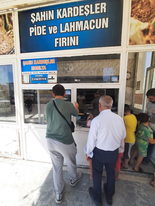 ŞAHİN KARDEŞLER PİDE VE LAHMACUN FIRINI
