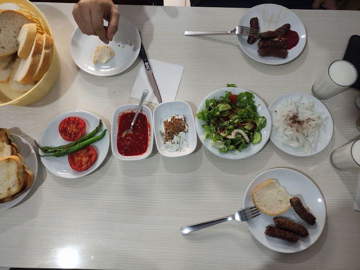 Doru Kardeşler Çorba Ve Köfte Salonu