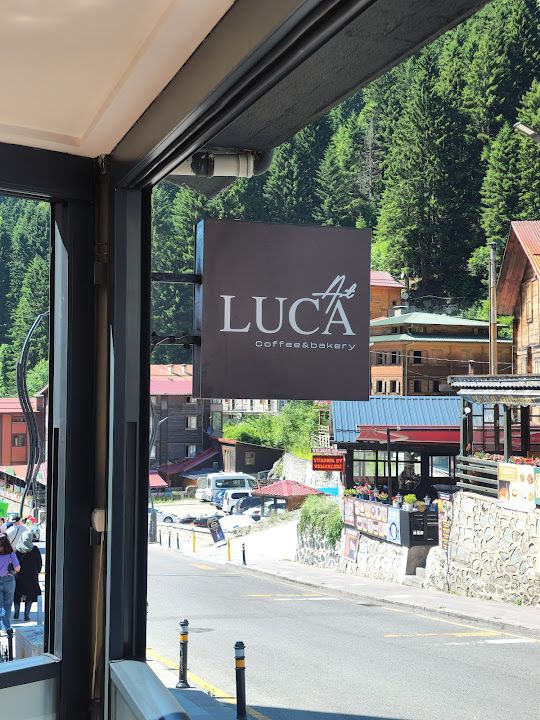 Luca Ayder Coffee & Shopping