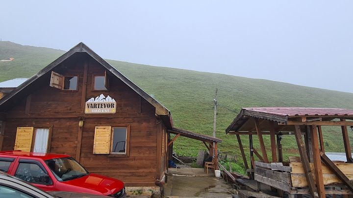 VARTEVOR DAĞ EVİ GİTO YAYLASI