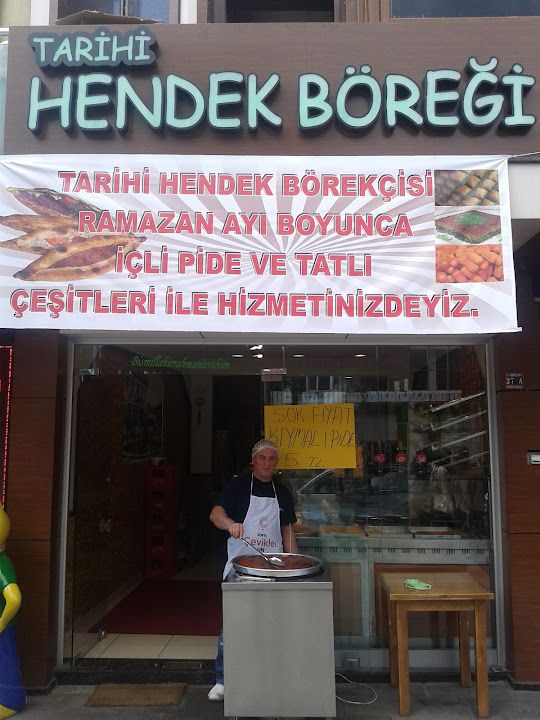 Tarihi Hendek Börekcisi