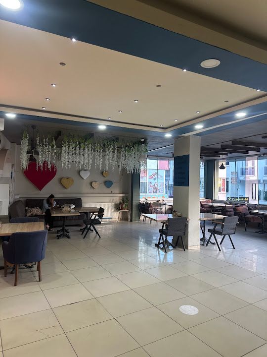 Hazel Cafe & Bistro