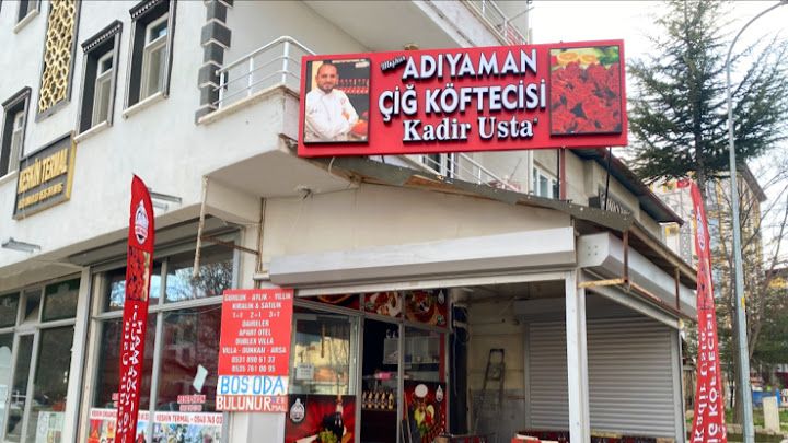 Meşhur Tarihi Adıyaman Çiğ Köftecisi