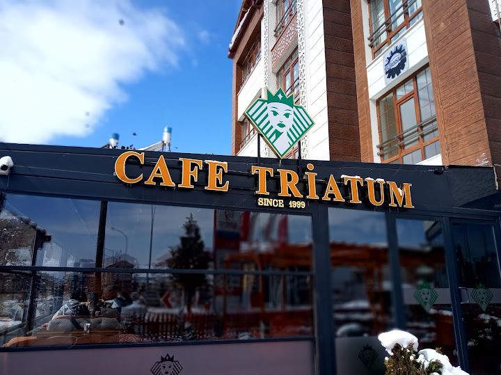 Cafe Triatum.