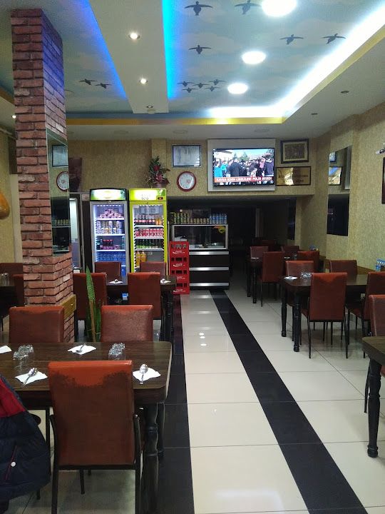 Bolkepçe Kardeşler Lokantası Yemek Hazırlık Mutfağı