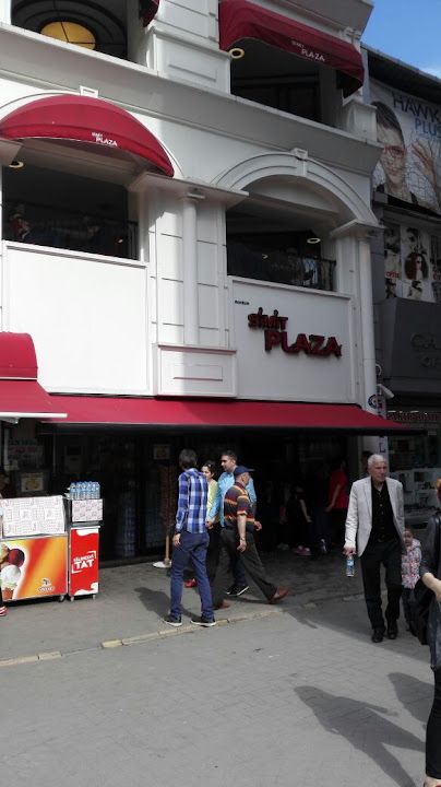 Plaza Pastanesi