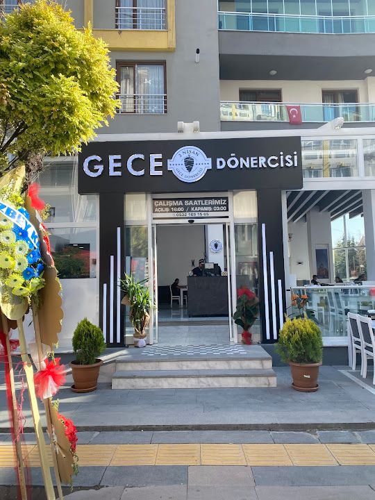 2 Nisan Gece Dönercisi