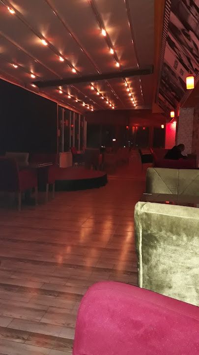 Balkon cafe bar