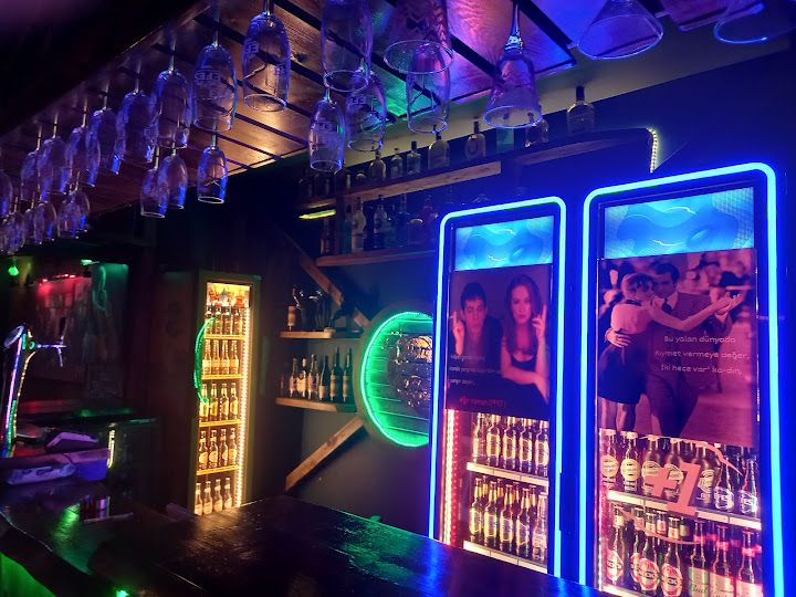 Q Inn Pub